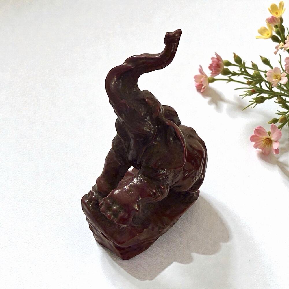 VINTAGE ELEPHANT Red Lacquer Resin Chinese Figurine Trunk Up For Luck 4” 3236-45
